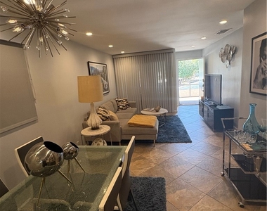 510 N Villa Court - Photo Thumbnail 32