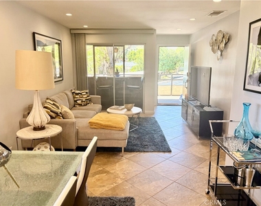 510 N Villa Court - Photo Thumbnail 10