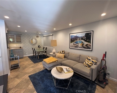 510 N Villa Court - Photo Thumbnail 26