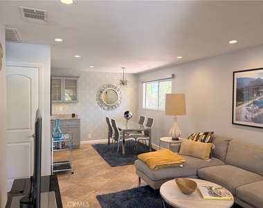 510 N Villa Court - Photo Thumbnail 34