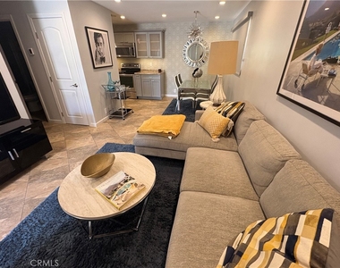 510 N Villa Court - Photo Thumbnail 30
