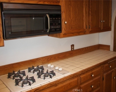 21636 Sawpit Canyon - Photo Thumbnail 38