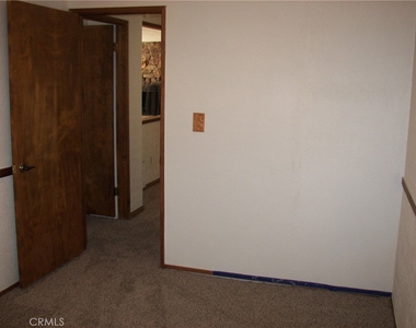 21636 Sawpit Canyon - Photo Thumbnail 14