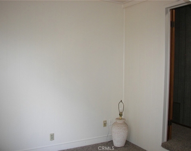 21636 Sawpit Canyon - Photo Thumbnail 29