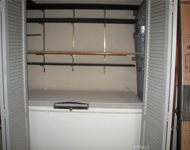 21636 Sawpit Canyon - Photo Thumbnail 25