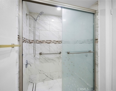 116 W Maple - Photo Thumbnail 24
