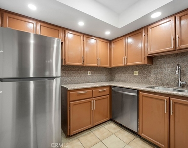 116 W Maple - Photo Thumbnail 13