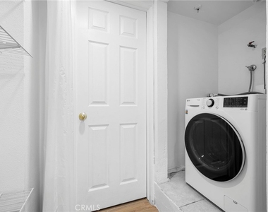 116 W Maple - Photo Thumbnail 25