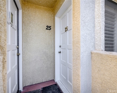 116 W Maple - Photo Thumbnail 3