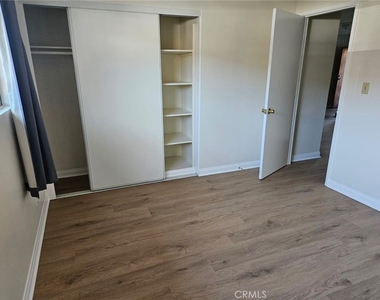 124 W Cherry - Photo Thumbnail 5