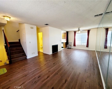 2411 S Baldwin Avenue - Photo Thumbnail 4