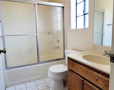 2411 S Baldwin Avenue - Photo Thumbnail 6