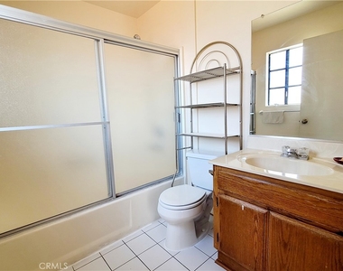 2411 S Baldwin Avenue - Photo Thumbnail 8
