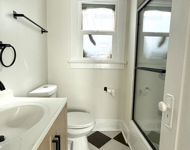 1806 9th Street - Photo Thumbnail 7