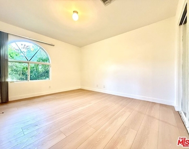 27205 Avenida Quintana - Photo Thumbnail 12