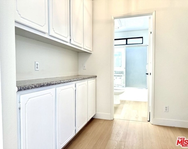 27205 Avenida Quintana - Photo Thumbnail 10