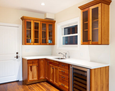 702 Pacific Ave. - Photo Thumbnail 5