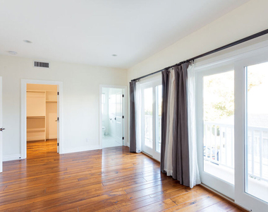 702 Pacific Ave. - Photo Thumbnail 35