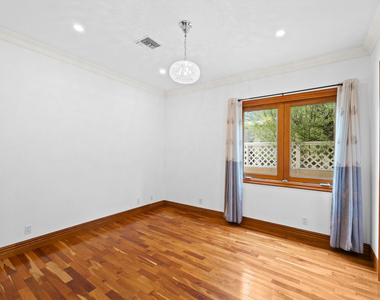 9033 Cresta Drive - Photo Thumbnail 18