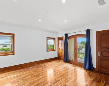 9033 Cresta Drive - Photo Thumbnail 29