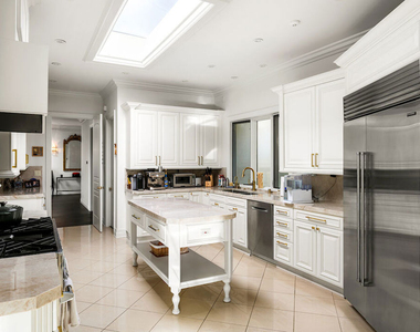 1845 Loma Vista Drive - Photo Thumbnail 21