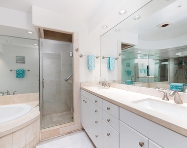 8263 Camino Del Oro - Photo Thumbnail 15