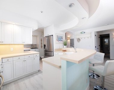 8263 Camino Del Oro - Photo Thumbnail 4