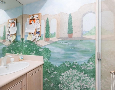 8263 Camino Del Oro - Photo Thumbnail 18