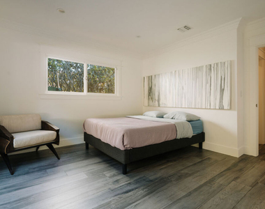 18013 Sea Reef Drive - Photo Thumbnail 11