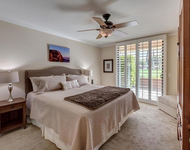 11 Palma Drive - Photo Thumbnail 10