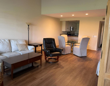 11 Palma Drive - Photo Thumbnail 5
