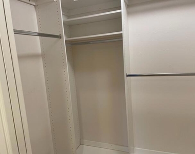 11 Palma Drive - Photo Thumbnail 15