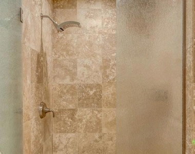 11 Palma Drive - Photo Thumbnail 14