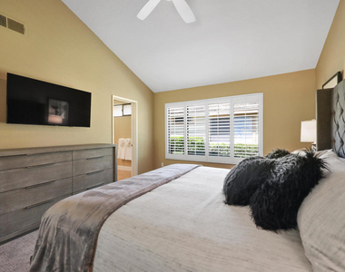 363 San Remo Street - Photo Thumbnail 15
