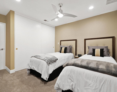 363 San Remo Street - Photo Thumbnail 20