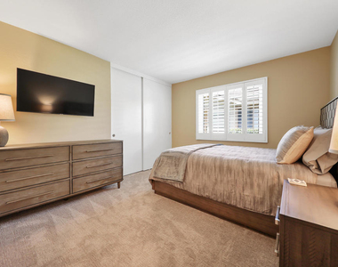 363 San Remo Street - Photo Thumbnail 18