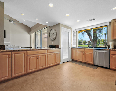 363 San Remo Street - Photo Thumbnail 12