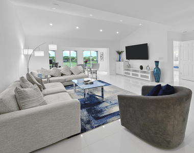 7369 Orangewood Lane - Photo Thumbnail 7