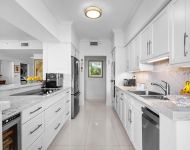 500 Se Mizner Boulevard - Photo Thumbnail 11