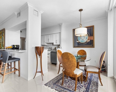 500 Se Mizner Boulevard - Photo Thumbnail 6