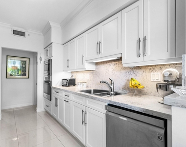 500 Se Mizner Boulevard - Photo Thumbnail 12