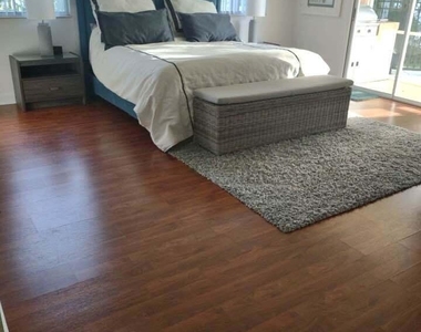 15910 Lindbergh Lane - Photo Thumbnail 9