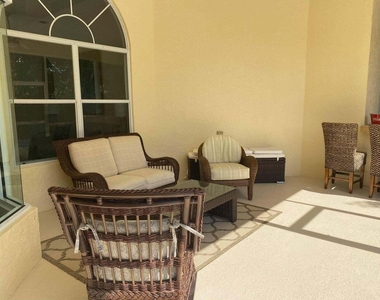 15910 Lindbergh Lane - Photo Thumbnail 14
