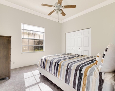 15910 Lindbergh Lane - Photo Thumbnail 12
