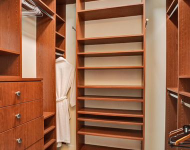 15910 Lindbergh Lane - Photo Thumbnail 21