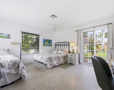 4268 Maurice Drive - Photo Thumbnail 26