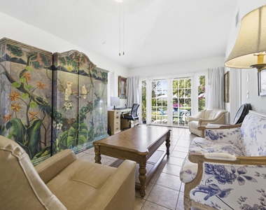 4268 Maurice Drive - Photo Thumbnail 14