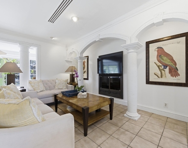 4268 Maurice Drive - Photo Thumbnail 32