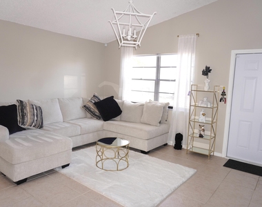 8731 Uranus Terrace - Photo Thumbnail 3