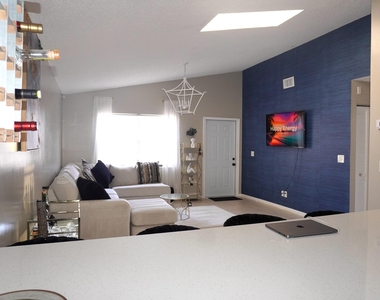 8731 Uranus Terrace - Photo Thumbnail 5